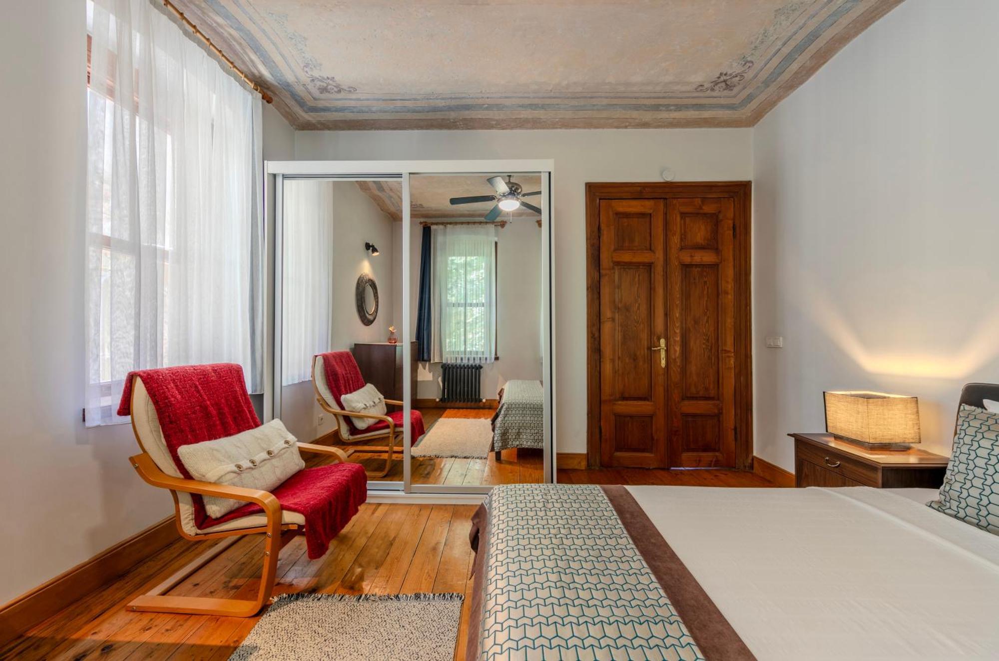 Historic Spacious Galata * İstanbul