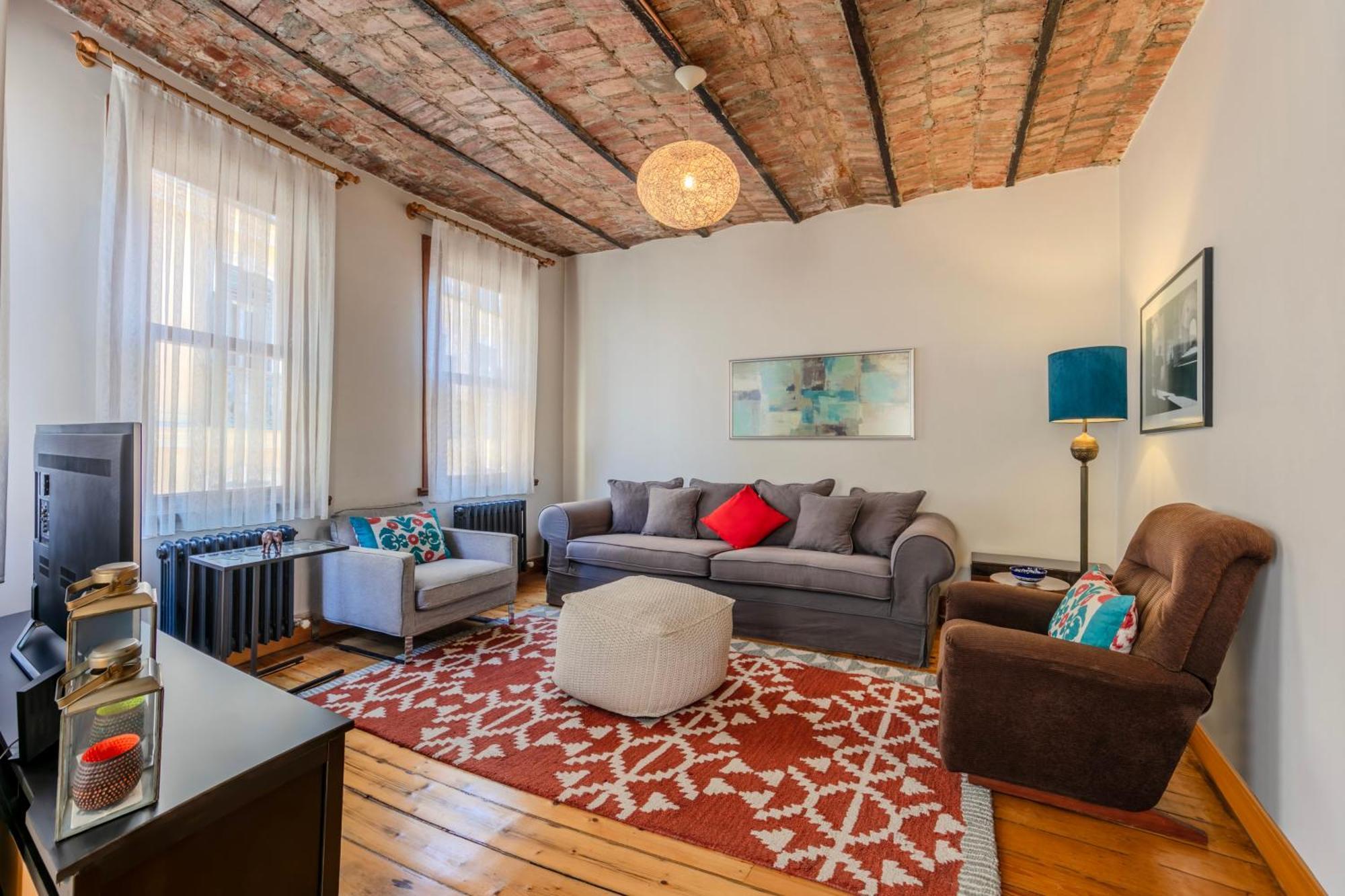 Daire Historic Spacious Galata İstanbul